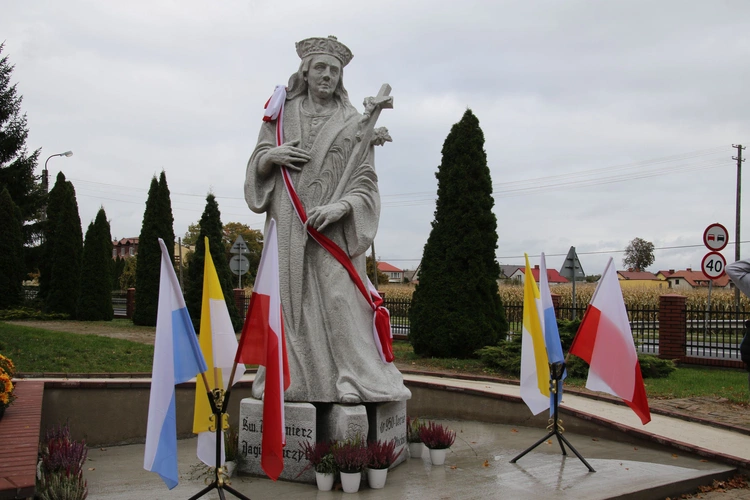 Lucień. Poświęcenie figury św. Kazimierza