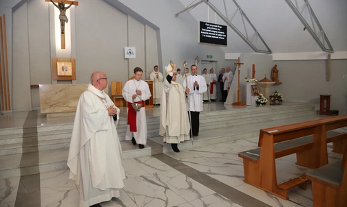 Abp Przybylski w nowo poświęconej świątyni: To miejsce jest Chrystusowe
