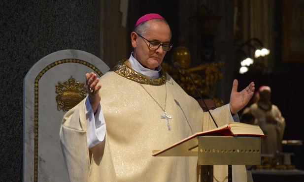 Abp Andrzej Przybylski do diecezjan: nie myślmy tu tylko o sobie, lecz o każdym z was