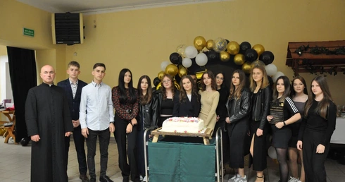 Jubileusz Katolickiego Stowarzyszenia Młodzieży w Krzątce