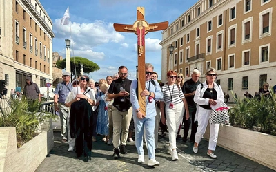 Pielgrzymi z Połańca wyruszyli do Rzymu w roku jubileuszu 125-lecia swojej parafii. 