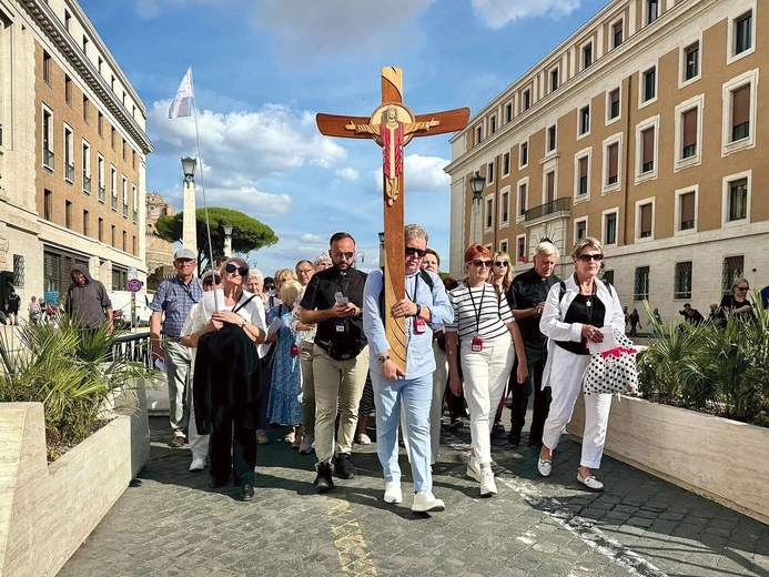 Pielgrzymi z Połańca wyruszyli do Rzymu w roku jubileuszu 125-lecia swojej parafii. 