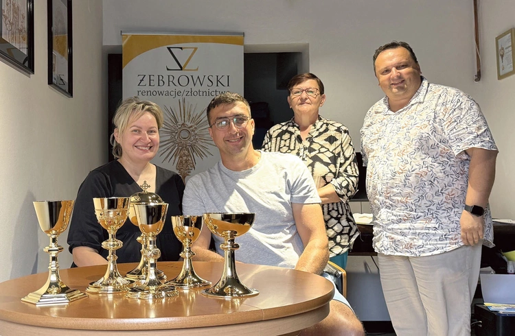 Efekt akcji „Zaadoptuj kielich misyjny”.
