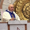 Obecnie proboszczem parafii jest o. Mariusz Simonicz. 