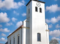 Dzisiejsza świątynia została zbudowana w latach 1733–1740.