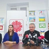 Od lewej: Ali Wehbe, Diana Taranenko, bp Krzysztof Zadarko, ks. Łukasz Bikun.