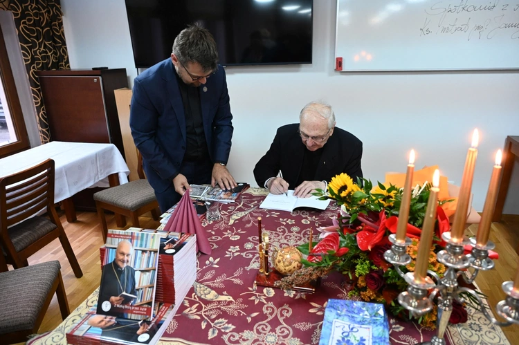Promocja książki ks. prof. Janusza Czerskiego