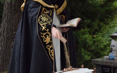 Pochówek nienarodzonych dzieci