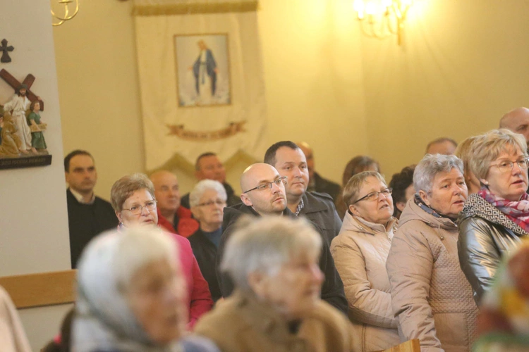 Witraże w Dębowej