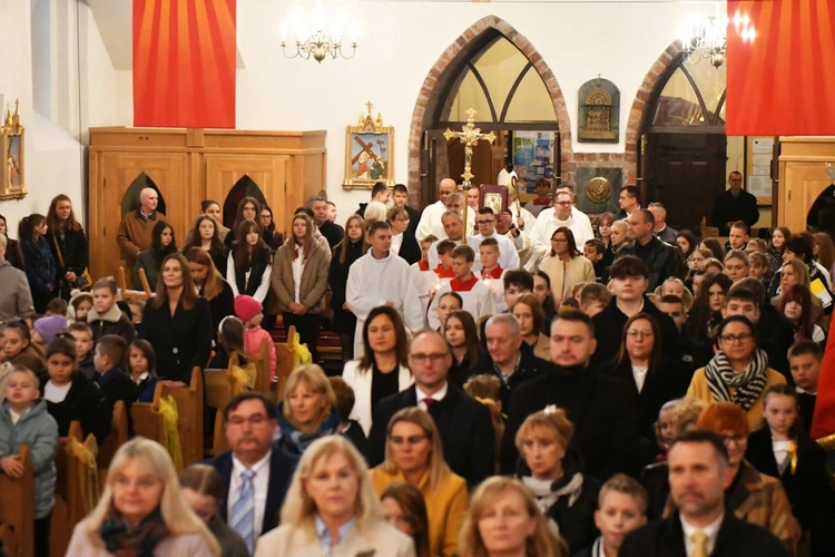 Szkoły noszące imię Jana Pawła II w tym roku przyjechały do Sulęcina