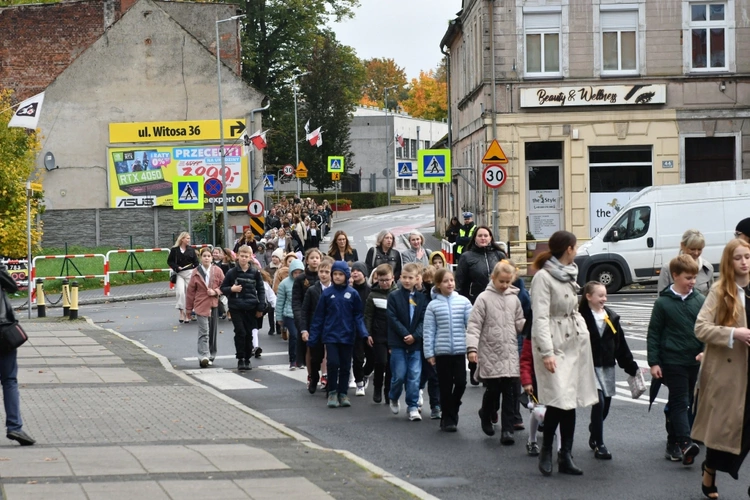 Szkoły noszące imię Jana Pawła II w tym roku przyjechały do Sulęcina