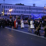 Pielgrzymka mieszkańców Trzebnicy do grobu św. Jadwigi Śląskiej - poświęcenie sztandaru gminy