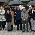 Pielgrzymka mieszkańców Trzebnicy do grobu św. Jadwigi Śląskiej - poświęcenie sztandaru gminy