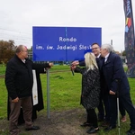 Odsłonięcie i poświęcenie tablicy na rondzie św. Jadwigi Śląskiej