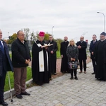 Odsłonięcie i poświęcenie tablicy na rondzie św. Jadwigi Śląskiej