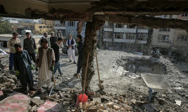 Zniszczenia w Kabulu po rzekomych pakistańskich atakach