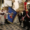 Pielgrzymka mieszkańców Trzebnicy do grobu św. Jadwigi Śląskiej - poświęcenie sztandaru gminy