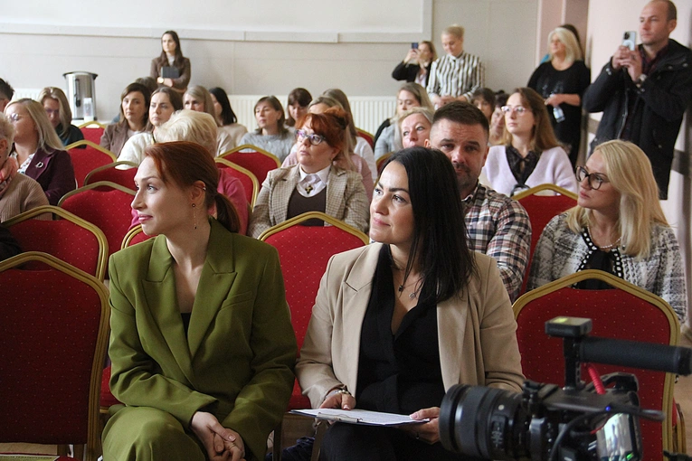 Wierzchowsławice. II Konferencja Terapeutyczna