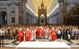 Abp Przybylski w bazylice św. Pawła za Murami: Walczmy o wiarę nie mieczem, ale własną świętością życia