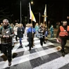 Z ciemności do światła. Nocna Droga Różańcowa z Ochoty na Żerań