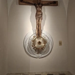 Montaż nowego prezbiterium