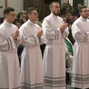 Abp Galbas do diakonów: Przez trudności najszybciej przechodzi się na kolanach