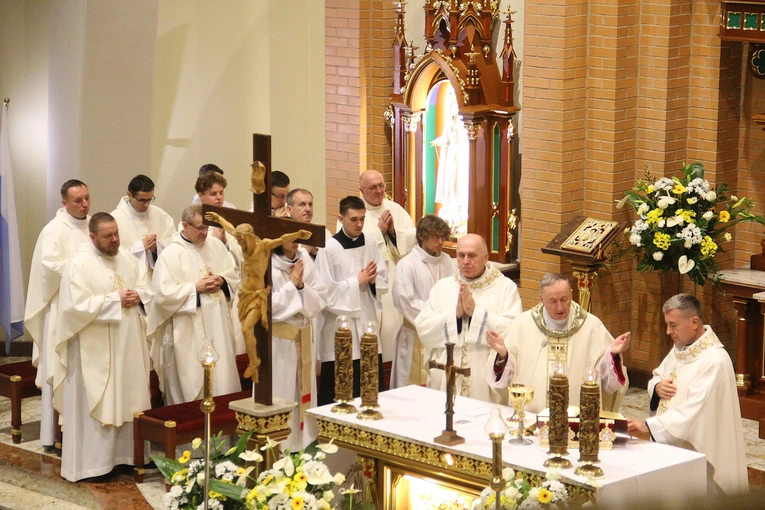 Poświęcenie organów kościele św. Jana Pawła II w Nowym Sączu