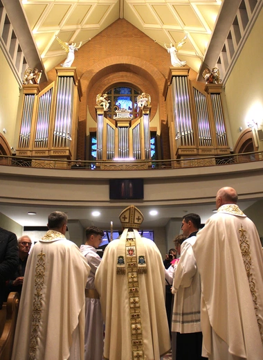 Poświęcenie organów kościele św. Jana Pawła II w Nowym Sączu