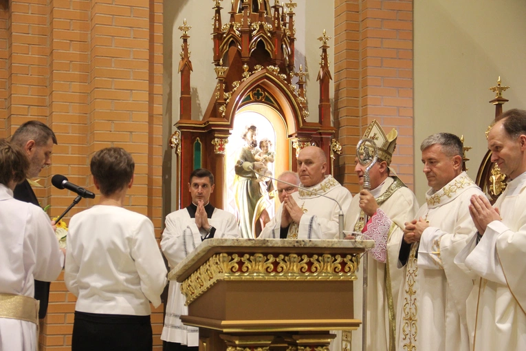 Poświęcenie organów kościele św. Jana Pawła II w Nowym Sączu