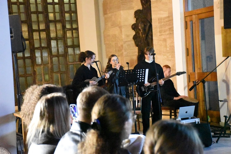 62. Wieczór Modlitwy Młodych