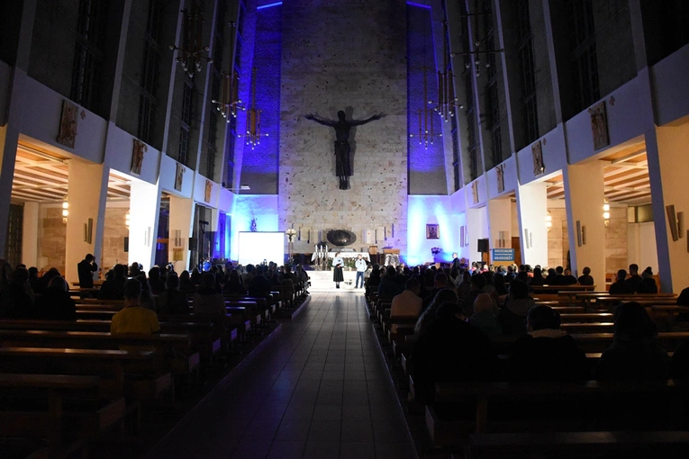 62. Wieczór Modlitwy Młodych