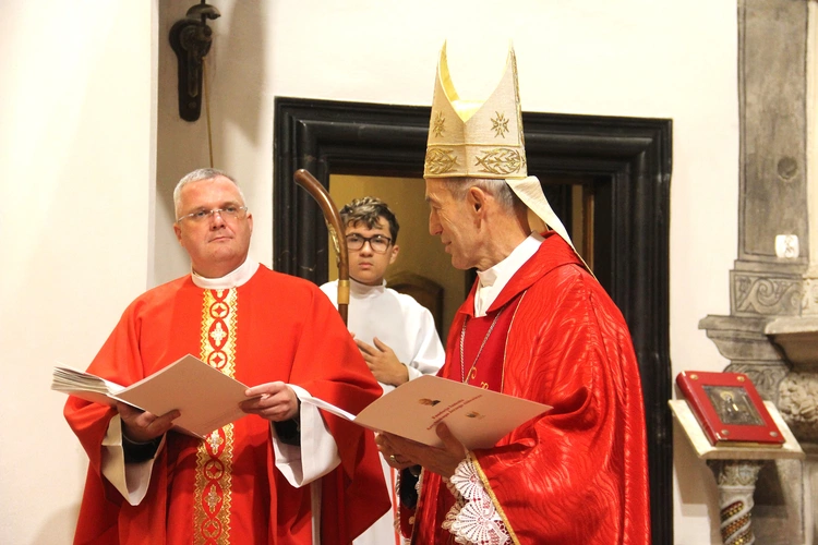 Tarnów. Stypendyści Fundacji im. abp. Jerzego Ablewicza