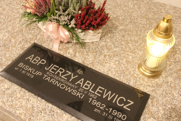 Tarnów. Stypendyści Fundacji im. abp. Jerzego Ablewicza