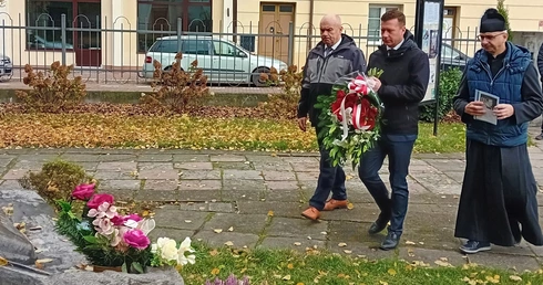 O bł. męczenniku pamiętali duszpasterze i włodarze powiatu łowickiego