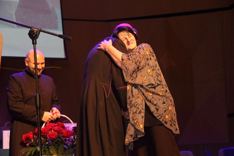 Gala "Radość płynie z Nadziei" cz. 1