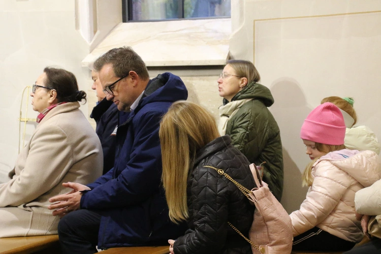 Płock. Pogrzeb dzieci zmarłych przed urodzeniem