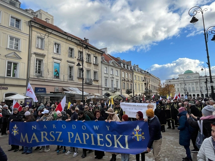 Narodowy Marsz Papieski świadectwem wiary i pamięci