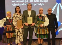 Decyzję Ministerstwa Kultury i Dziedzictwa Narodowego odebrał Adam Grabowski.