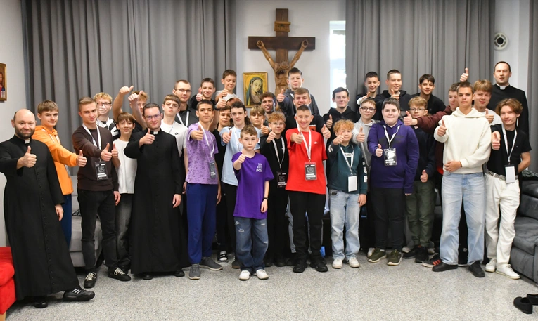 Tym razem w Domu Młodych odkrywali Jozuego i św. Carla Acutisa