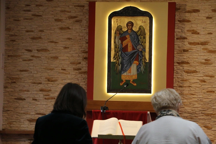 Płock. Spotkanie rodzin misjonarzy z bp. Szymonem Stułkowskim