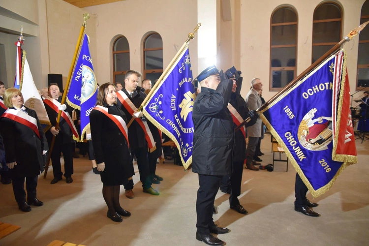 Patriotycznie i religijnie w Chojniku