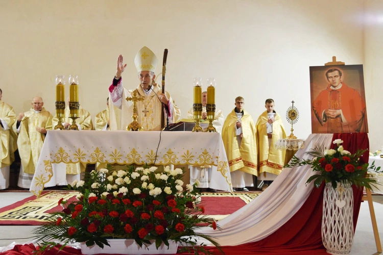 Patriotycznie i religijnie w Chojniku