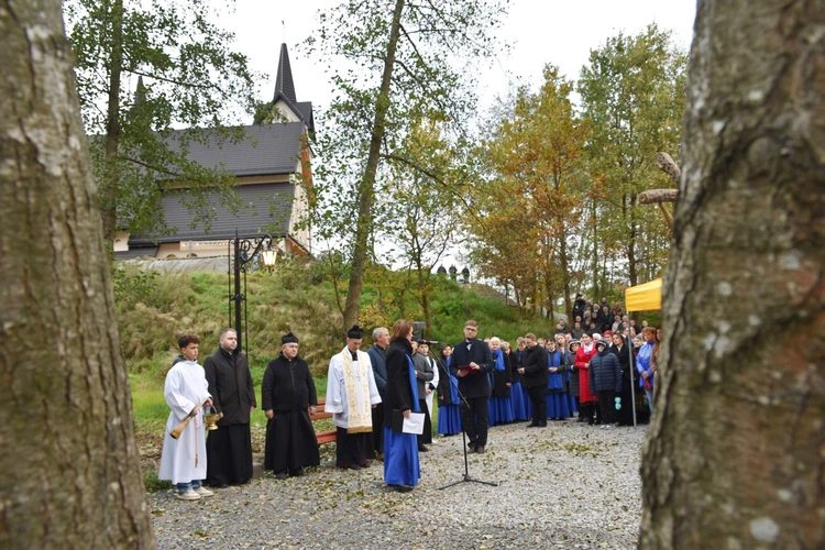 Patriotycznie i religijnie w Chojniku