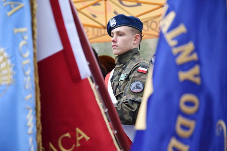 Patriotycznie i religijnie w Chojniku
