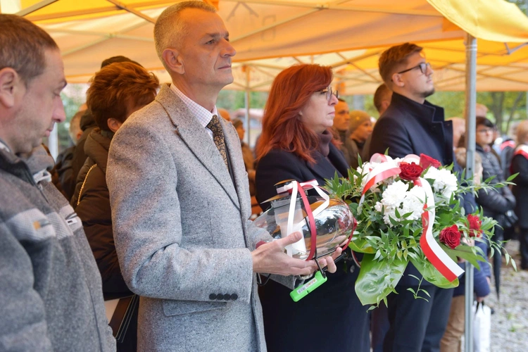 Patriotycznie i religijnie w Chojniku