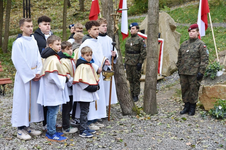 Patriotycznie i religijnie w Chojniku