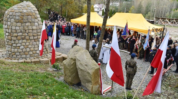 Patriotycznie i religijnie w Chojniku