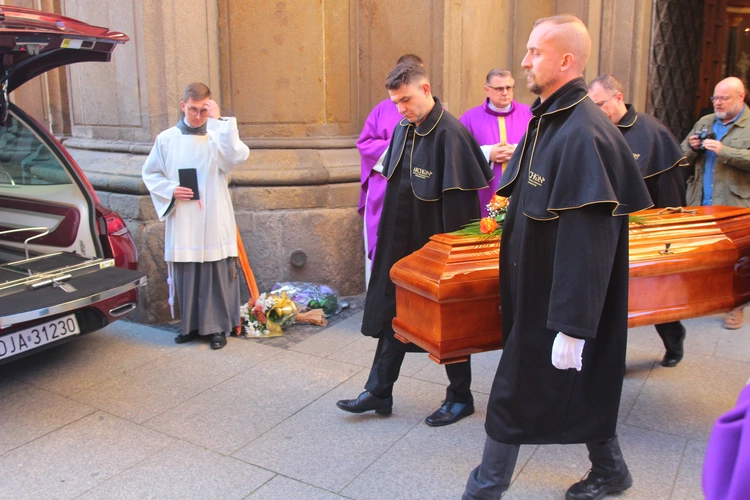 Ostatnie pożegnanie o. Józefa Szańcy OFMConv