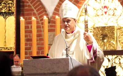 Oficjalnie na czele diecezji elbląskiej bp Wojciech Skibicki stoi od 17 października.