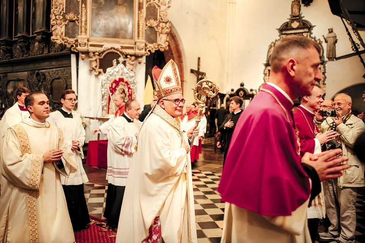 Liturgii przewodniczył abp Antonio Guido Filipazzi, nuncjusz apostolski w Polsce.